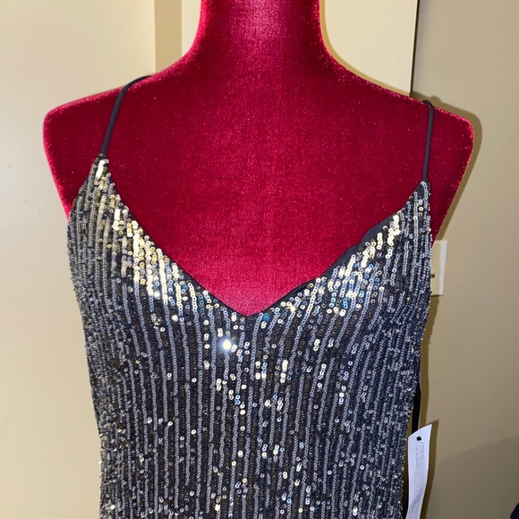 TOPSHOP Sequined Embellishment Midi Dress - Picture 4 of 8
